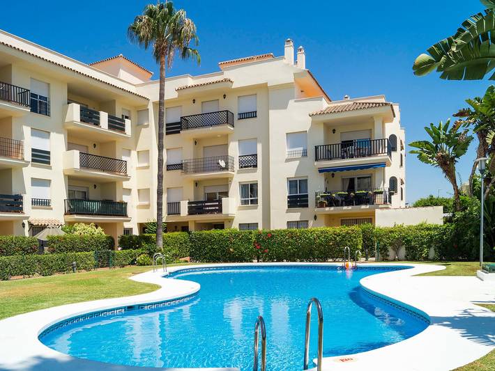 Ferieleilighet for 4 personer, med Terrasse og Hage i Puerto Banús
