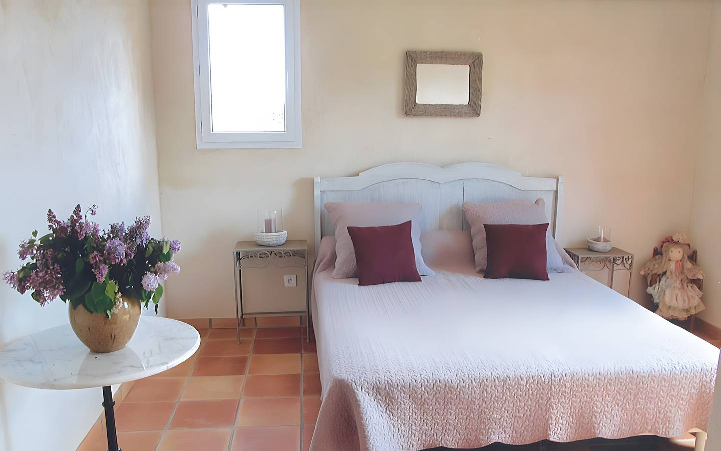 Bed and Breakfast 'Les Lilas' with Shared Pool, Shared Terrace and Wi-Fi in Carcès, Brignoles region