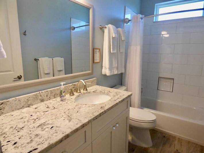 Vacation rental for 6 people, with balcony, with pets in Little Gasparilla Island