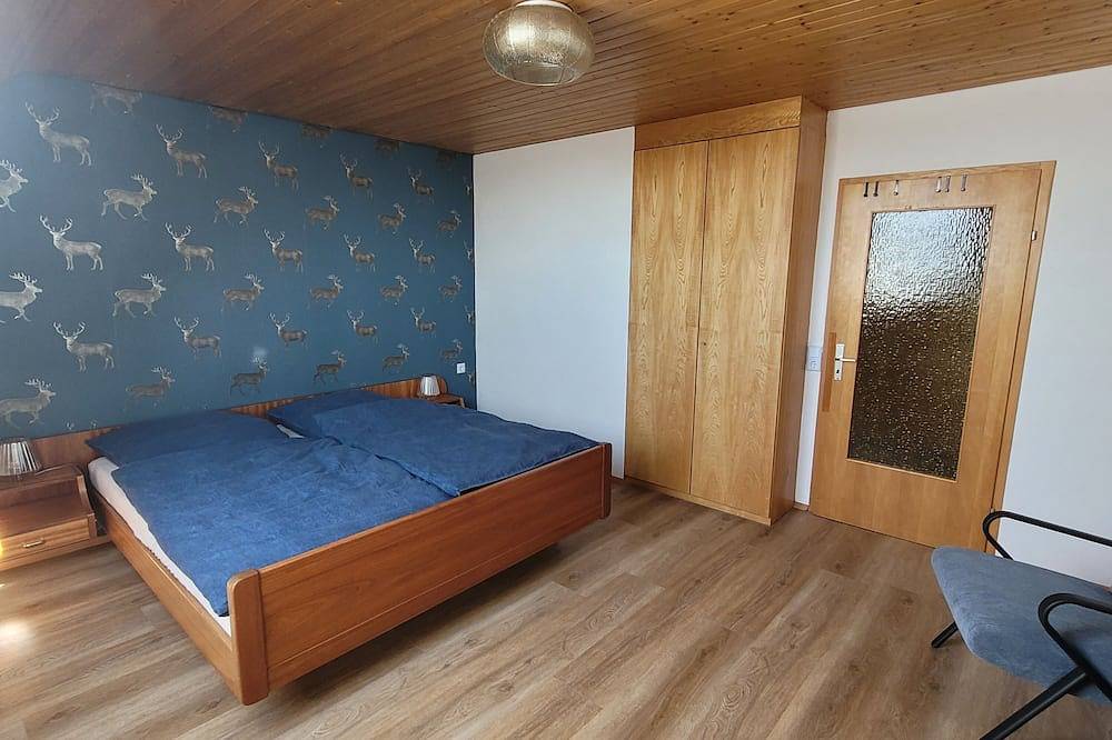 Ganze Wohnung, Hirschstube – stilvolle Auszeit im Schwarzwald in Loßburg, Mittlerer Schwarzwald