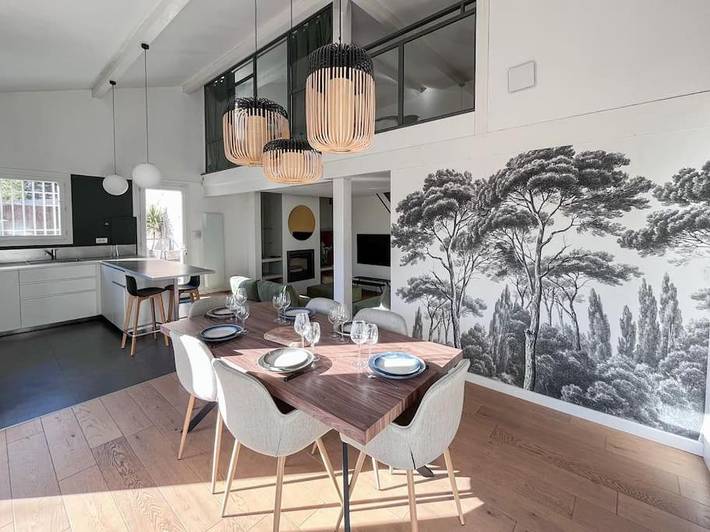 Villa per 6 persone, con Terrazza e Giardino nonché Piscina a Nîmes