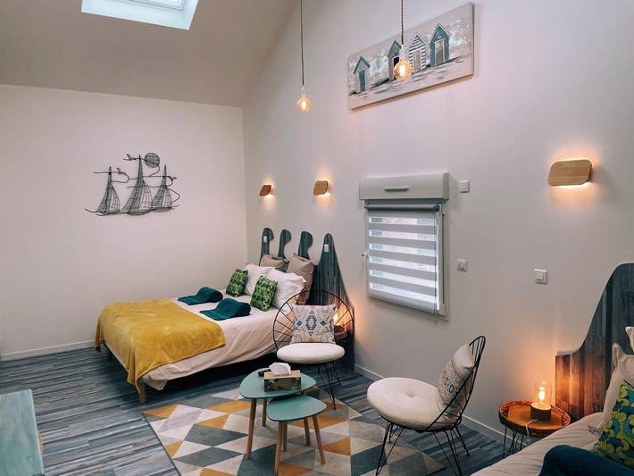 Maison d’hôte pour 2 personnes, avec terrasse ainsi que vue et piscine dans Maine-et-Loire - 4