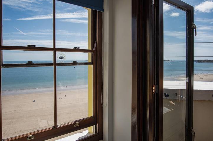 Apartment for 2 people, with Ocean view and Terrace in Tenby