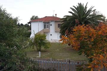 Gîte pour 6 personnes, avec terrasse et jardin dans Portes