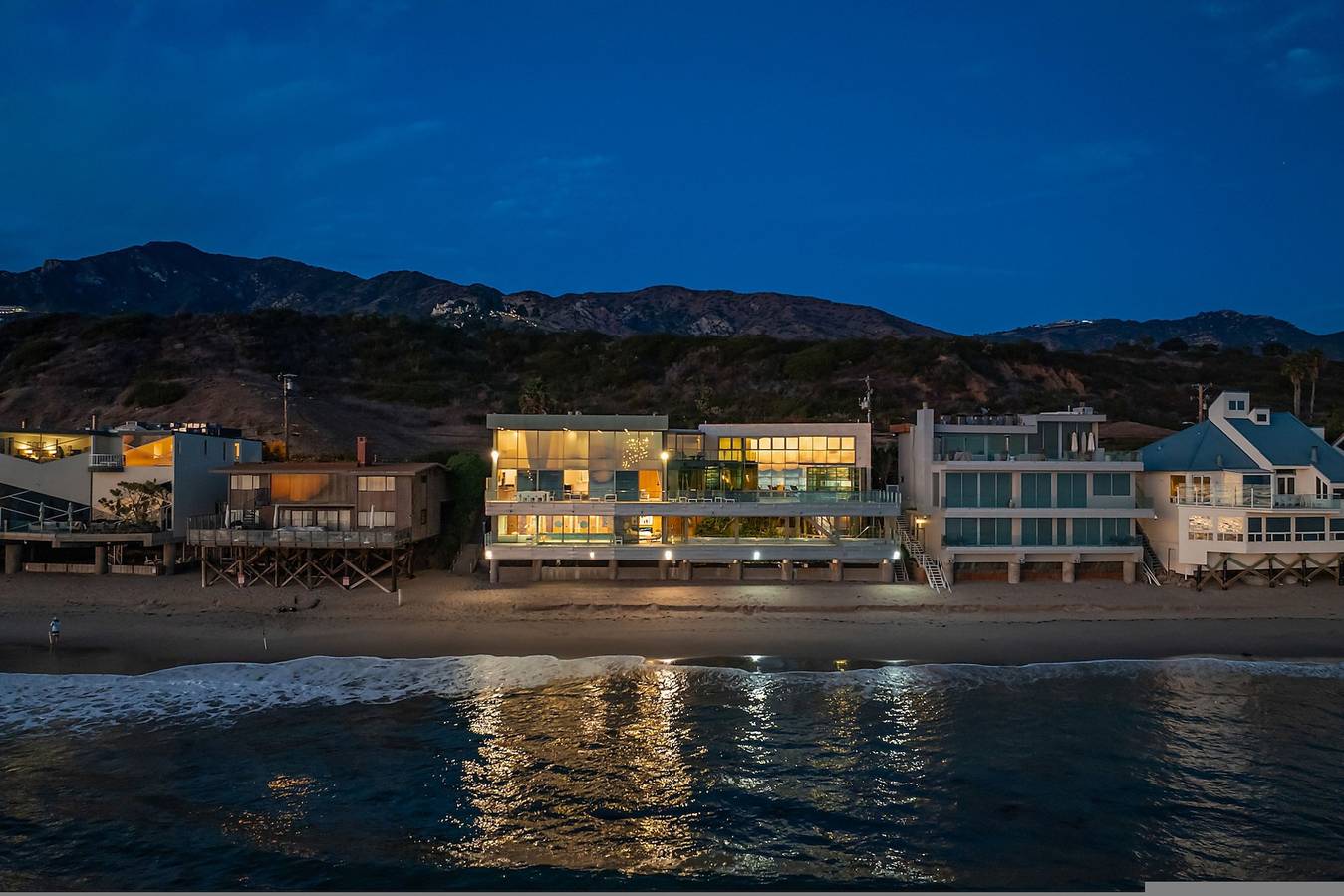 Malibu Glass Estate in Malibu in Malibú, Los Angeles County