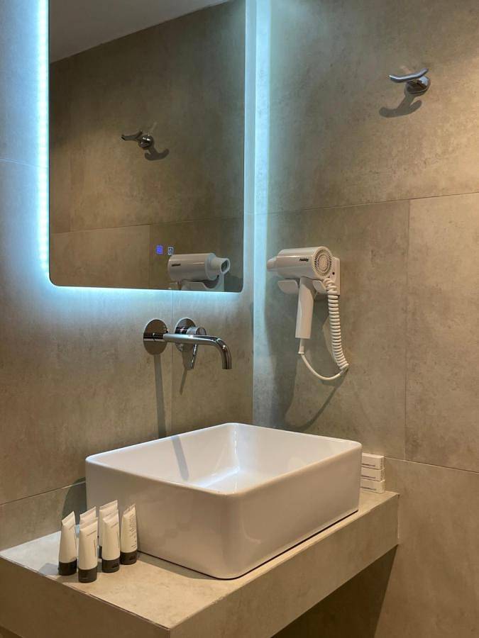 Chambre d’hôte pour 2 personnes, avec vue et terrasse à Himarë - 4