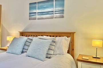 Holiday Home for 5 People in Chichester, West Sussex, Photo 3