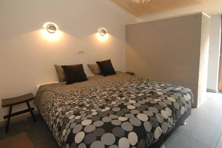 Chambre d’hôte pour 4 personnes, avec vue ainsi que jardin et piscine à Ravels - 4