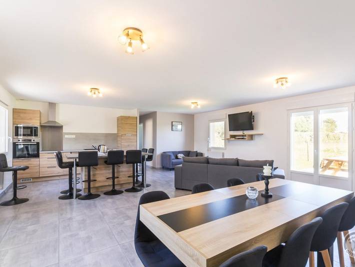 Gîte pour 6 personnes, avec jardin à Vesly - 2