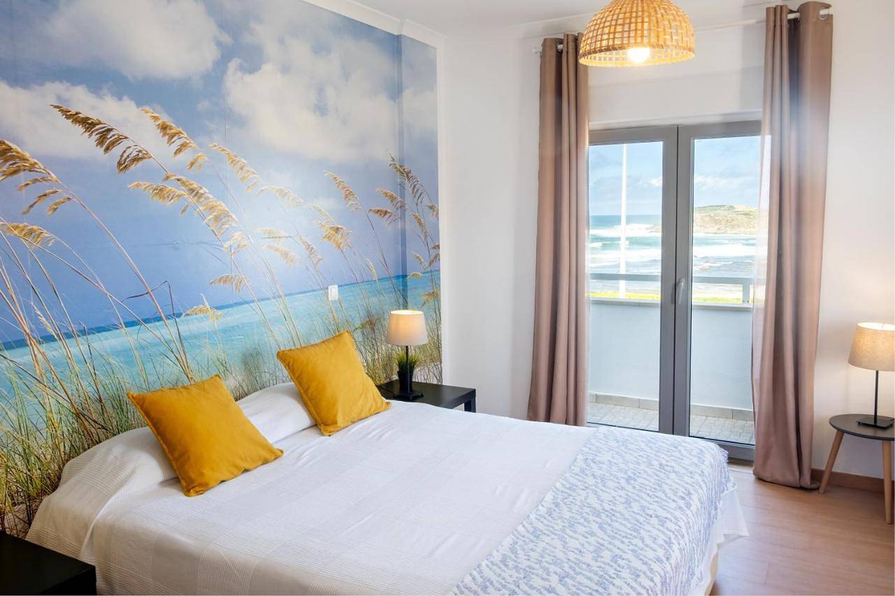 Pksc Surf House in Peniche, Leiria District