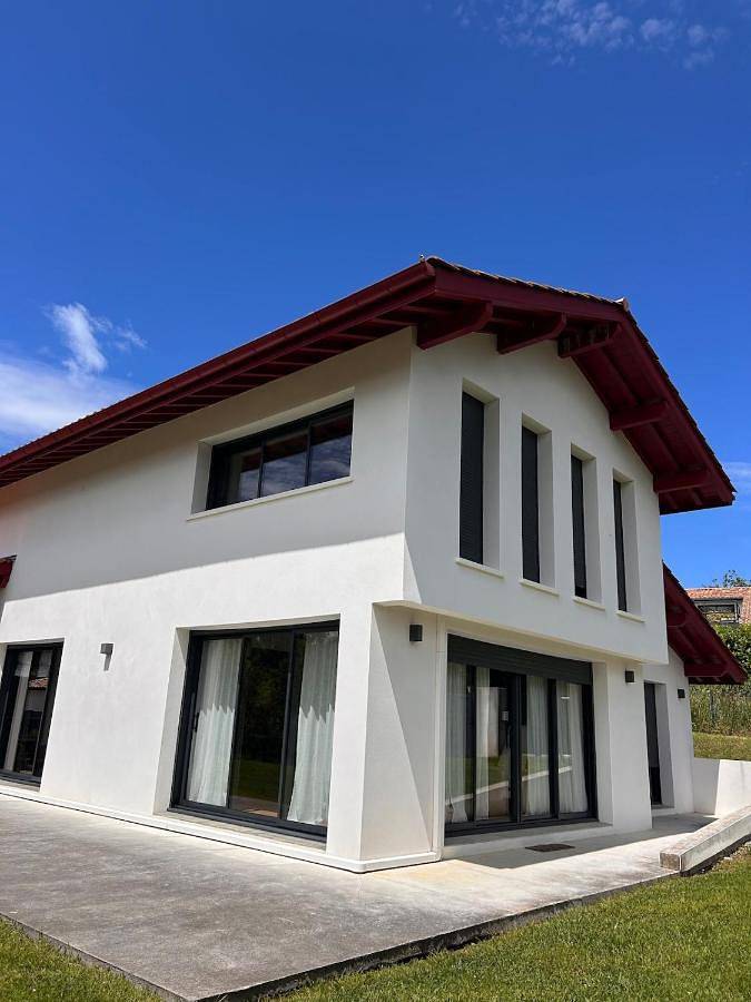 Chalet para 5 personas, con jardín además de terraza y vistas, Se admiten mascotas - 1