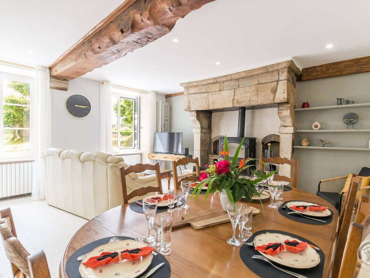 Hermosa casa de piedra con jardín privado en el corazón del Cotentin in Bricquebec, Côte de la Déroute