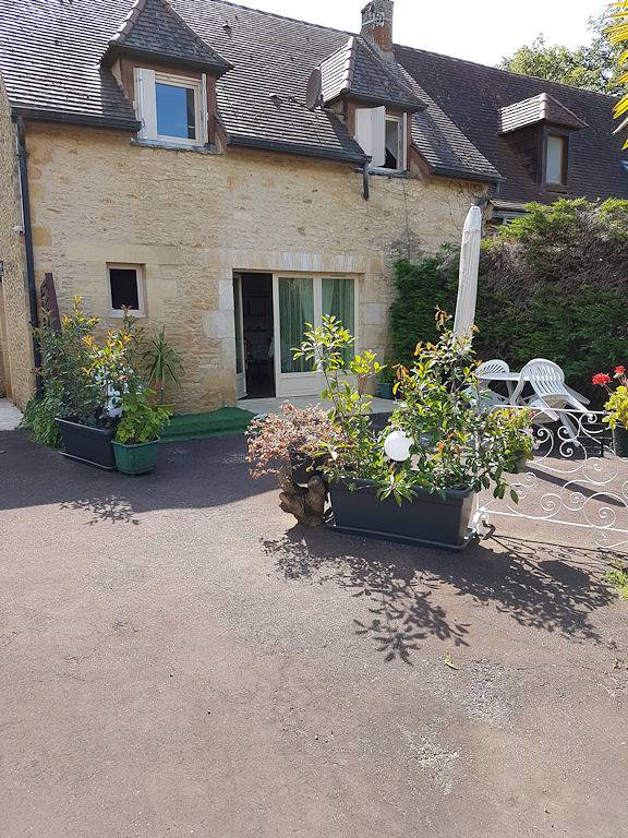 Gîte pour 3 personnes, avec jardin