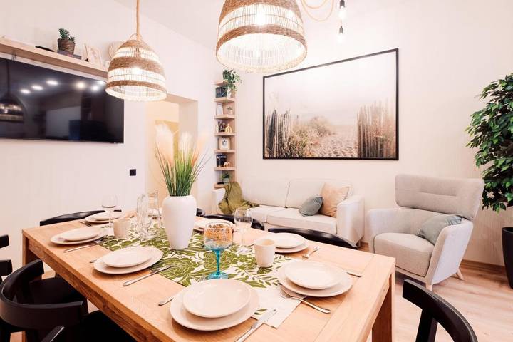 Ferienwohnung für 9 Personen, mit Ausblick in Riga