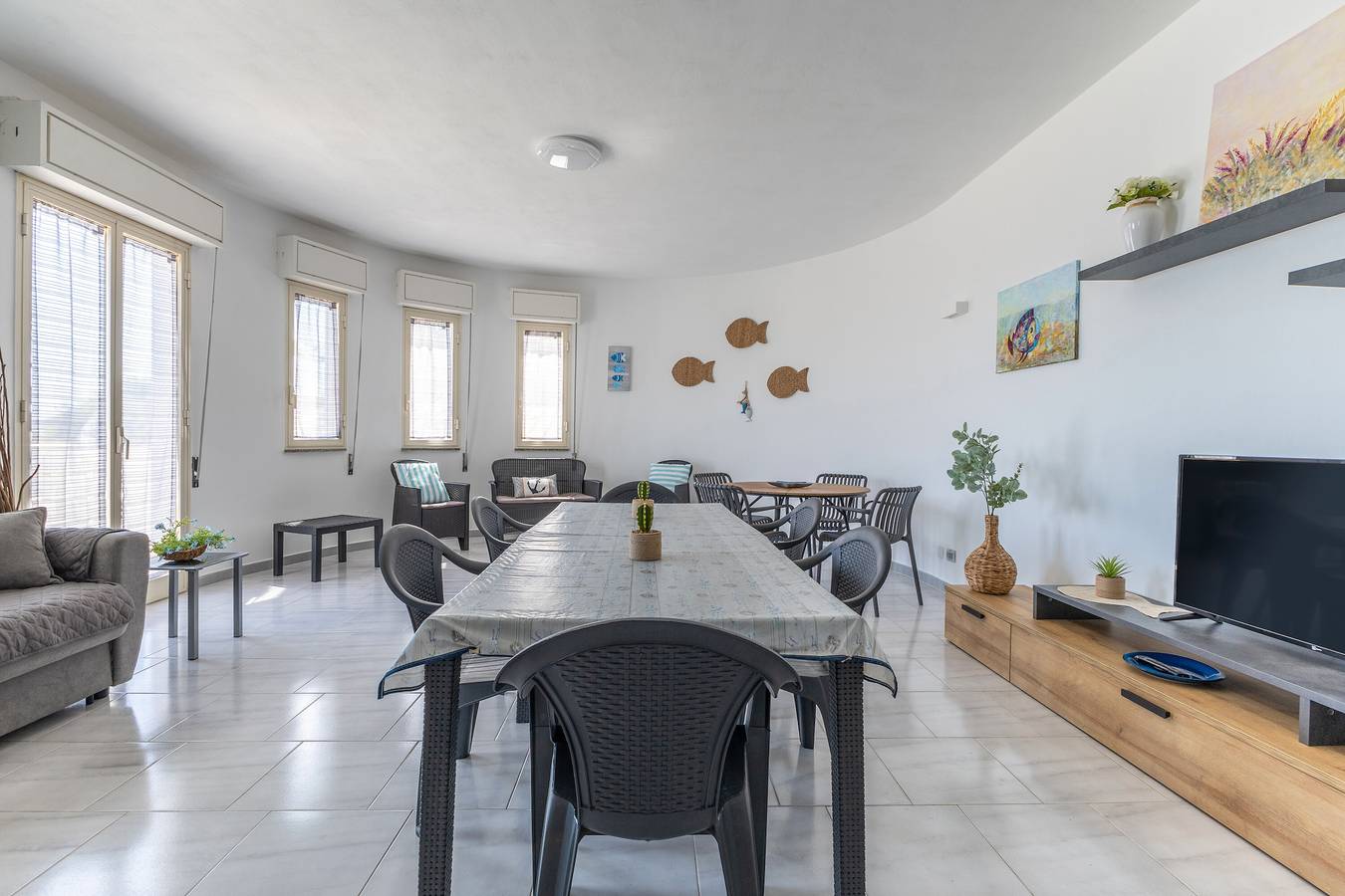 Villa 'Primavera' con vista mare, terrazza privata e aria condizionata in Marina di Modica, Modica