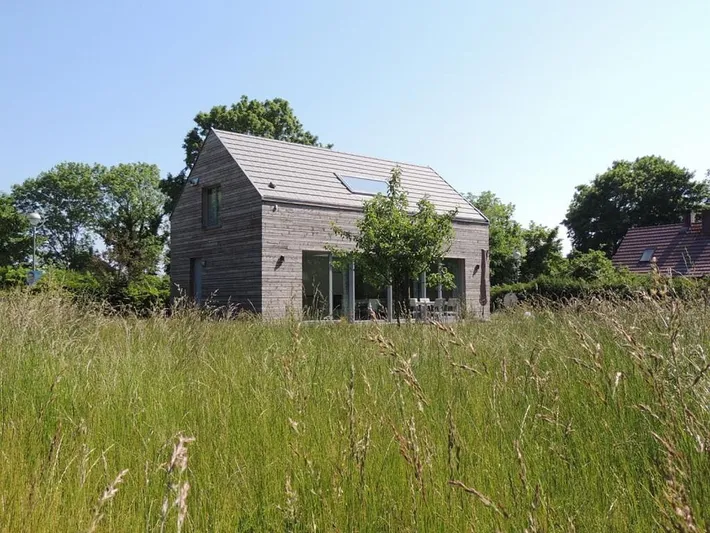 Casa de vacaciones para 4 personas, con vistas además de jardín y sauna - 1