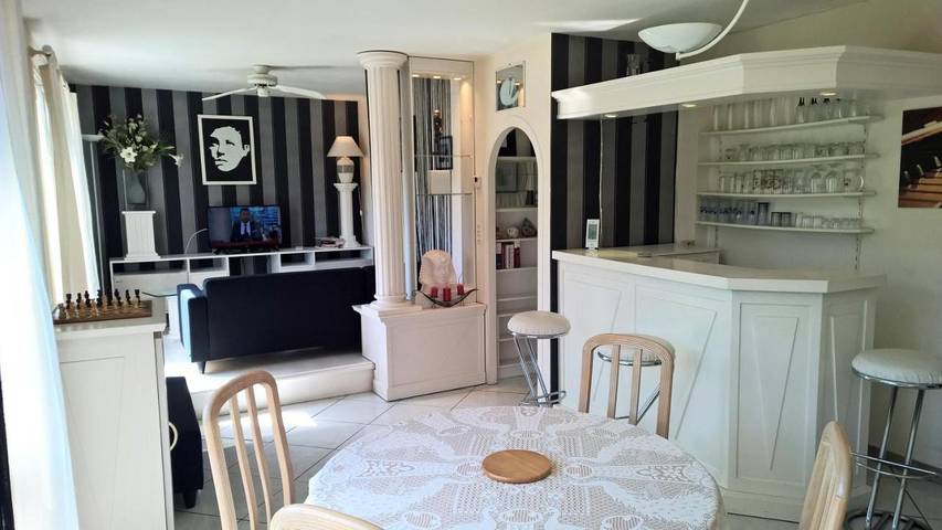 Appartement de vacances pour 5 personnes, avec vue et balcon, animaux acceptés
