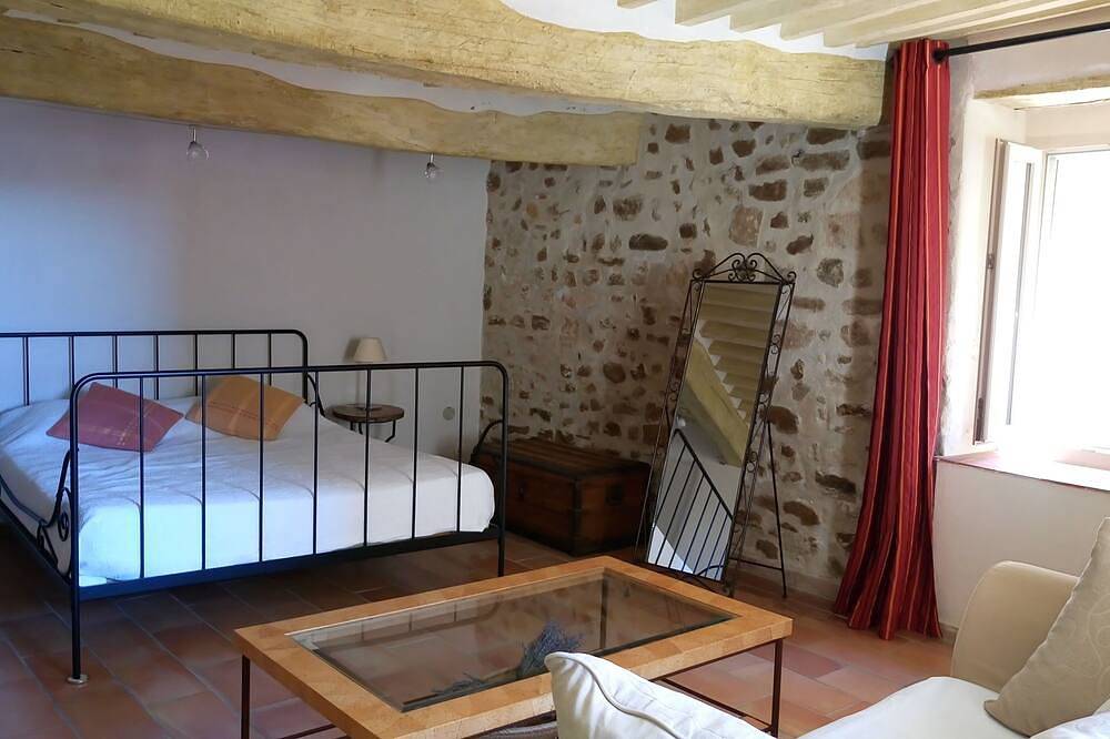 Großes Dorfhaus Solarium - Terrasse in Saint-Martin-de-Castillon, Regionaler Naturpark Luberon