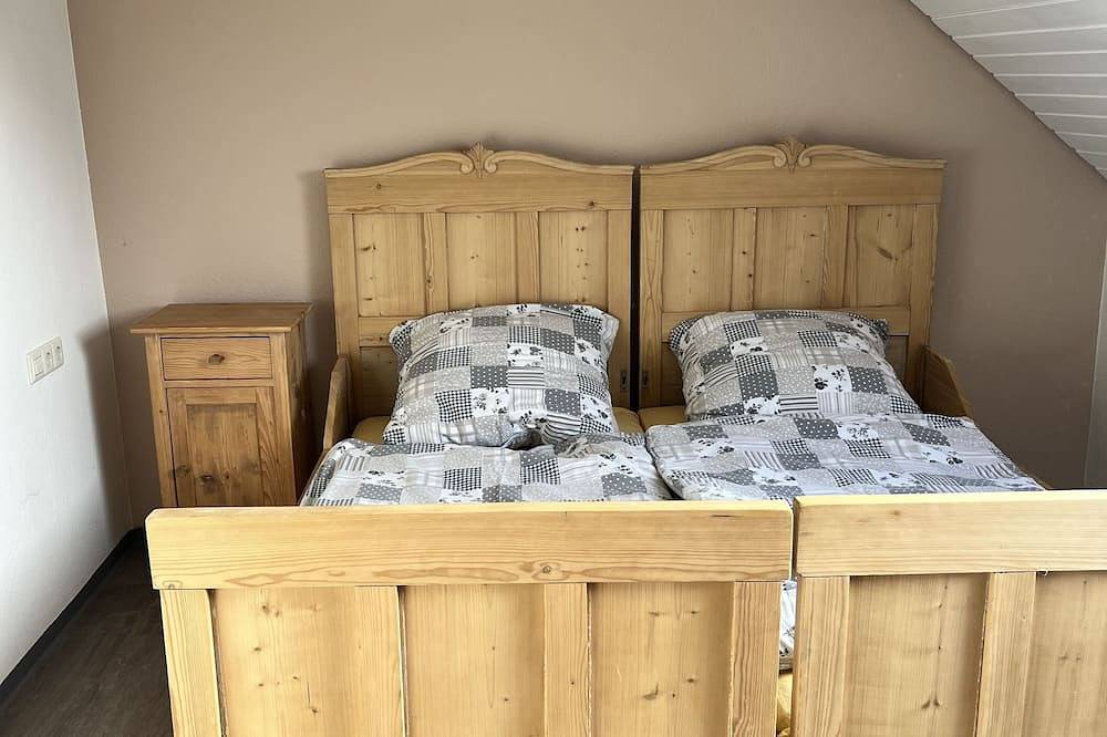 Ganze Wohnung, Apartment on the outskirts in Deiningen, Bayerisch Schwaben