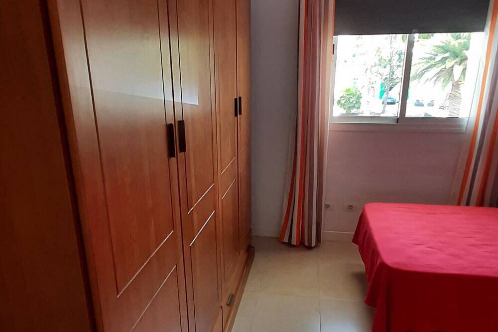 Entire apartment, 2Br Home - 3 min to Agaete Beach - Pool in Playa de las Nieves, Agaete