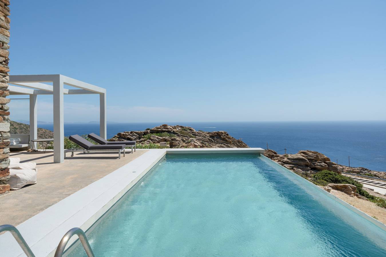 Ilikatida Luxury Villa a Mylopotas, Ios: 3 camere con bagno privato, 4 bagni, piscina infinity in Ios