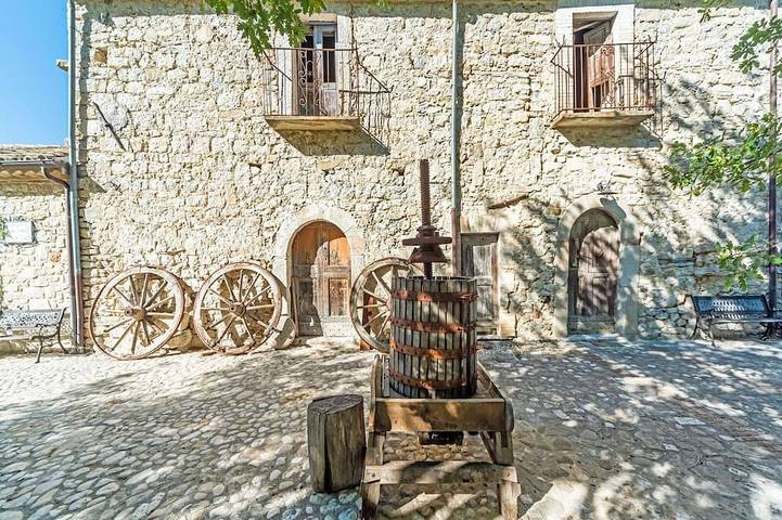 Gîte pour 4 personnes à Lama dei Peligni