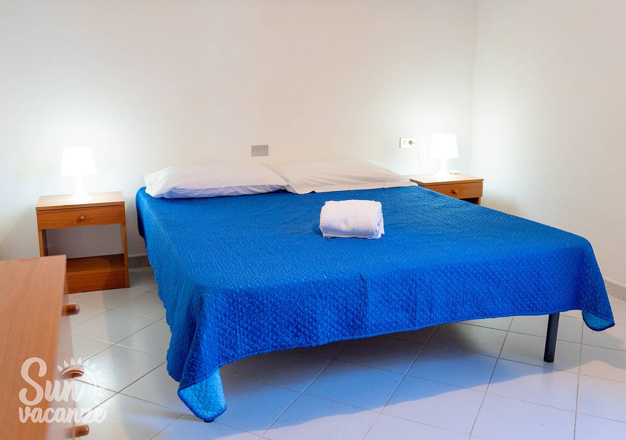 Apartamento inteiro, Apartamento 'Malamuri 1' com piscina partilhada, jardim partilhado e acesso Wi-Fi in Budoni, Olbia-Tempio