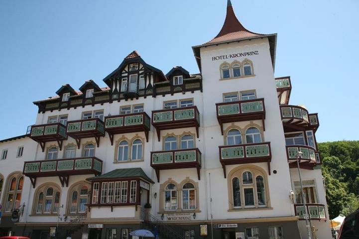 Hotel, mit Balkon und Terrasse sowie Sauna und Ausblick in Bad Salzdetfurth