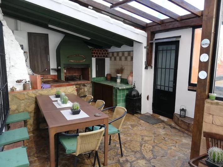 Casa rural para 11 personas, con Balcón además de Terraza y Vistas en Villanueva de Viver