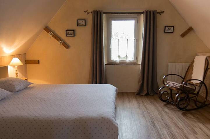 Gîte pour 5 personnes, avec jardin dans Saint-Ébremond-de-Bonfossé - 2