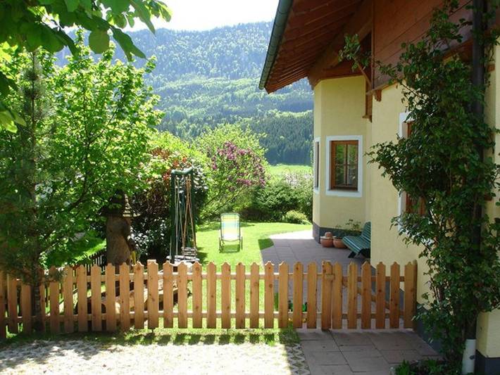 Ganze Ferienwohnung, Laireiter Bianca - Terrassenwohnung in Sankt Lorenz, Mondsee & Irrsee
