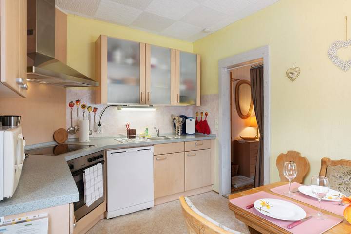 Appartement entier, Pension Kaufmann / Appartement "Wolke 7" jusqu'à 7 personnes à Oberwiesenthal in Oberwiesenthal, Monts Métallifères