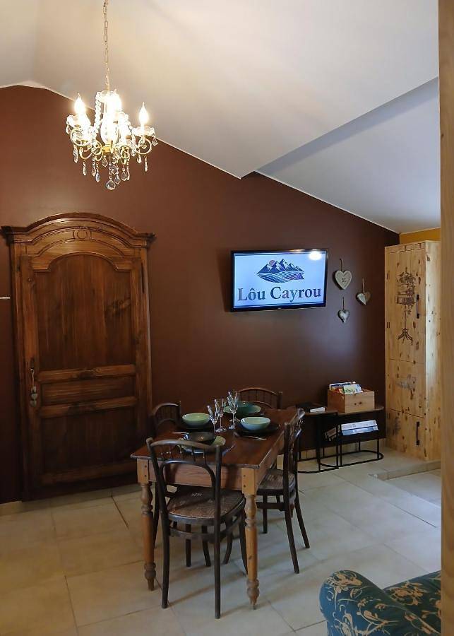 Location de vacances pour 4 personnes, avec vue ainsi que jardin et piscine à Beaumarchés - 2