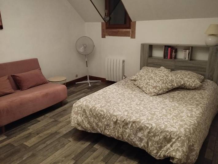 Gîte pour 4 personnes, avec terrasse à Chaon - 3