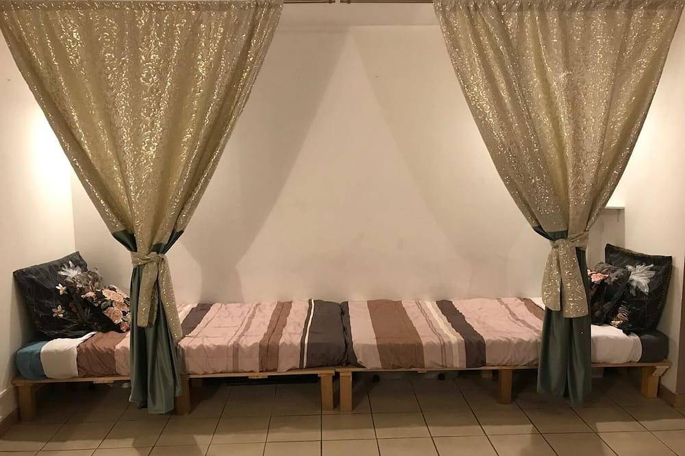 Jetset Parisian Holiday Home in Cesson, Sena y Marne