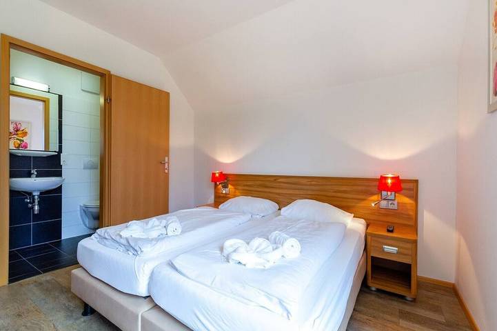 Chalet für 10 Personen, mit Balkon und Sauna sowie Pool und Garten, mit Haustier in Dachstein Salzkammergut - 4