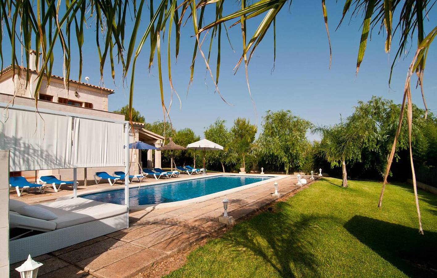 Modernes Apartment mit Pool, Küche und Grill in Muro 1.5km in Muro, Mallorca Norden