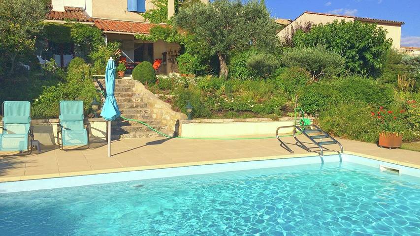 Maison de vacances pour 6 personnes, avec jardin ainsi que terrasse et piscine, animaux acceptés dans les Gorges du Verdon