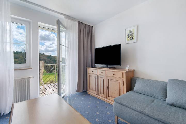 Ferienwohnung für 4 Personen, mit Seeblick und Balkon in Fränkisches Seenland - 3