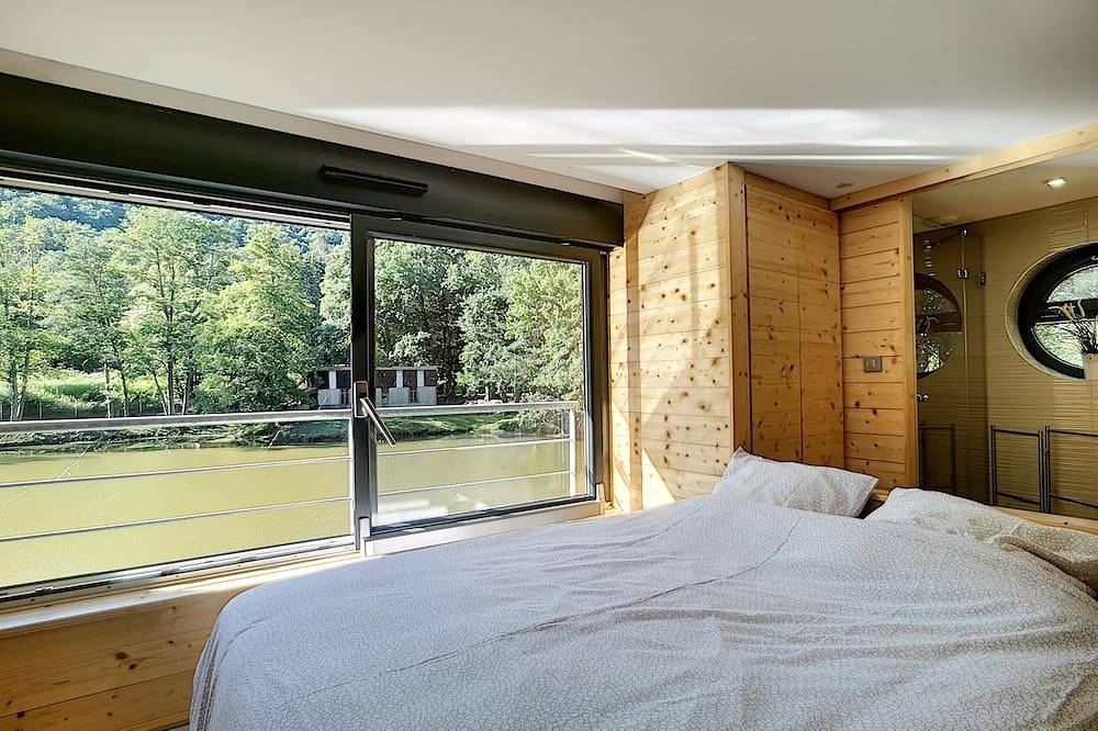 Chalet sur Pilotis, Cadre Insolite, au Dessus D'un Étang Dans un Parc Privé in La Petite-Pierre, Región de Saverne