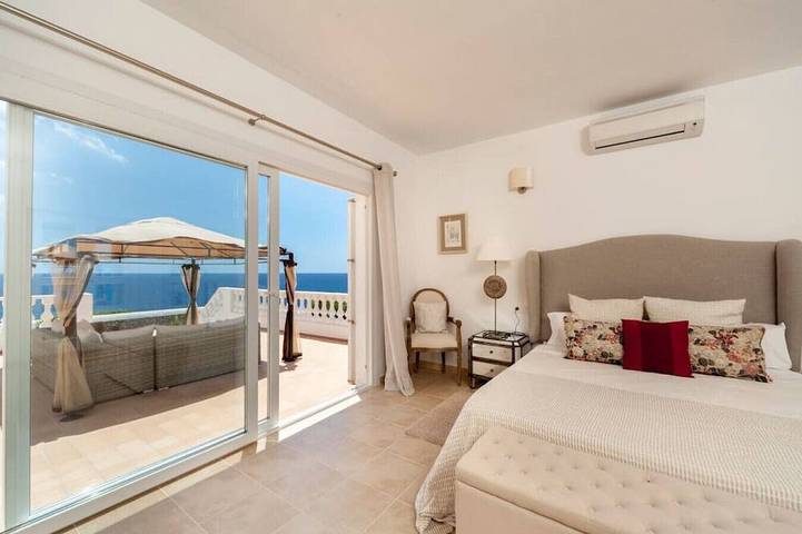 Es Macar, beheizter Pool, direkt am Meer in Cala Canutells (Maó), Maó