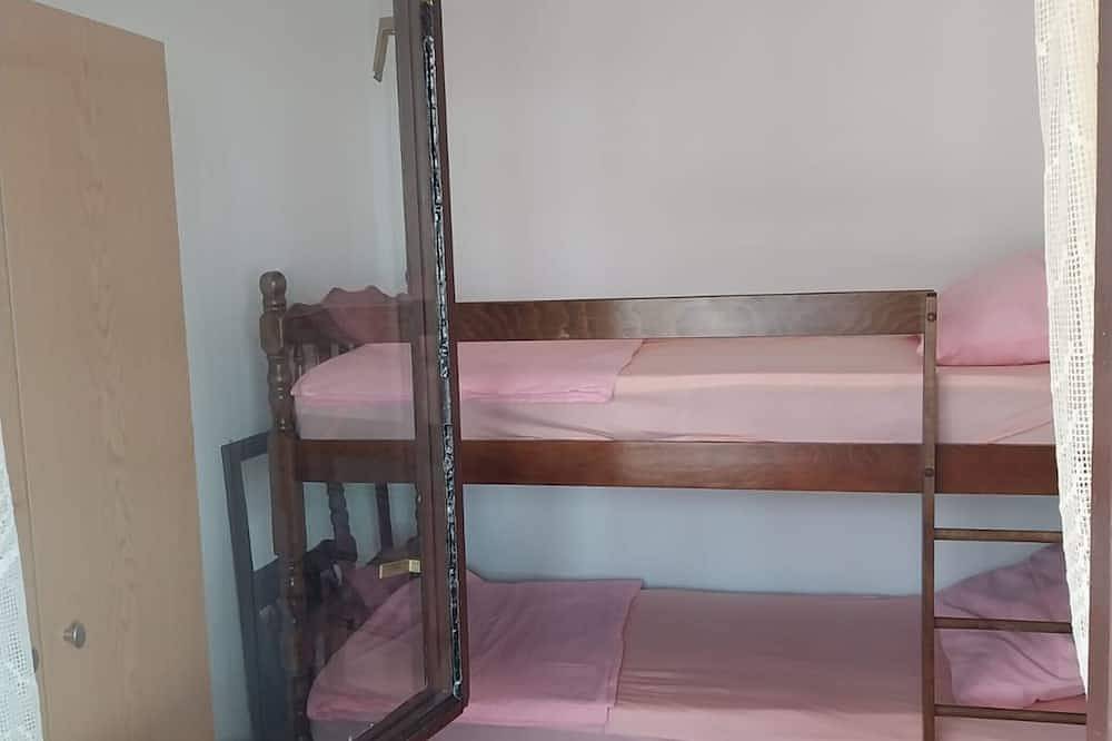 Holiday Home Marina - Two Bedroom Holiday Home with Terrace in Jablanac, Naturpark Velebit
