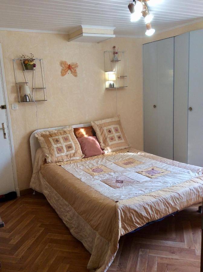 Maison d’hôte pour 2 personnes, avec Terrasse ainsi que Jardin et Vue