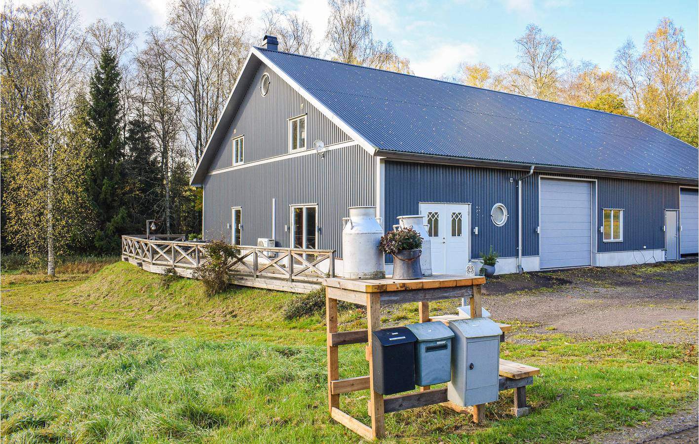 Ganze Ferienwohnung, Ferienwohnung für 6 Personen mit Terrasse in Hylte, Halland