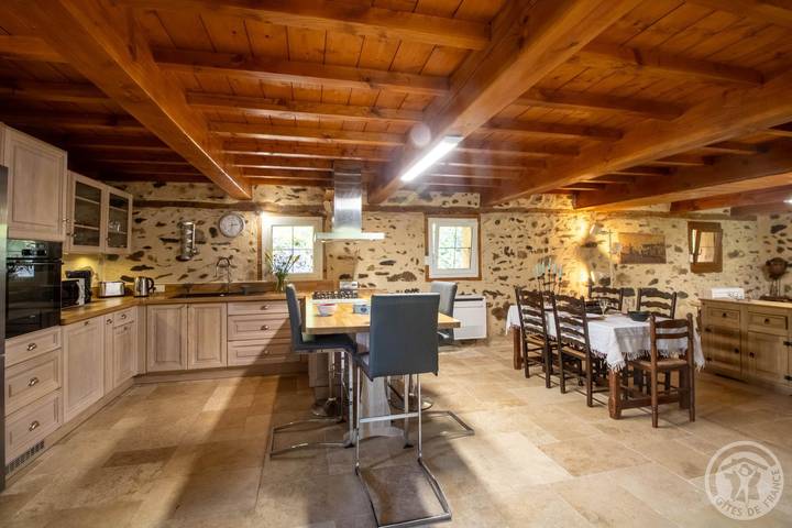 Gîte pour 6 personnes, avec jardin à Beaudéan - 3