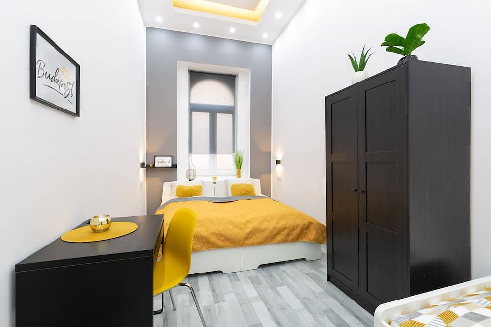 Entire apartment, √ Modern Design Free-Beer & Breakfast Airco in Budapest, Central Hungary