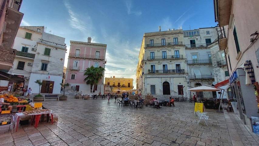 Gîte pour 4 personnes, avec Balcon dans Rodi Garganico