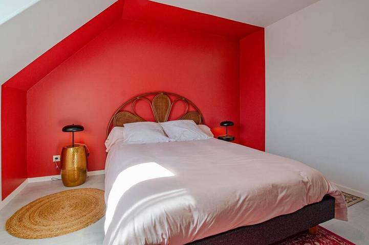 Gîte pour 8 personnes, avec jardin à Saint-Julien-les-Villas - 4