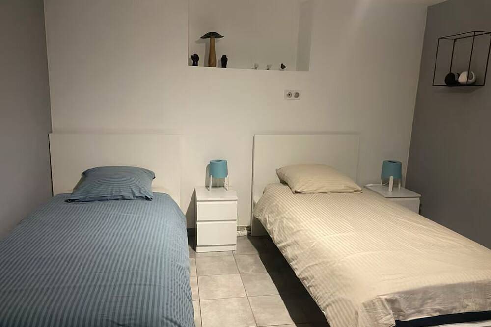 Ganze Wohnung, Quiet apartment, 20 min from the border and 5 min from the center of Cattenom in Diedenhofen, Moselle