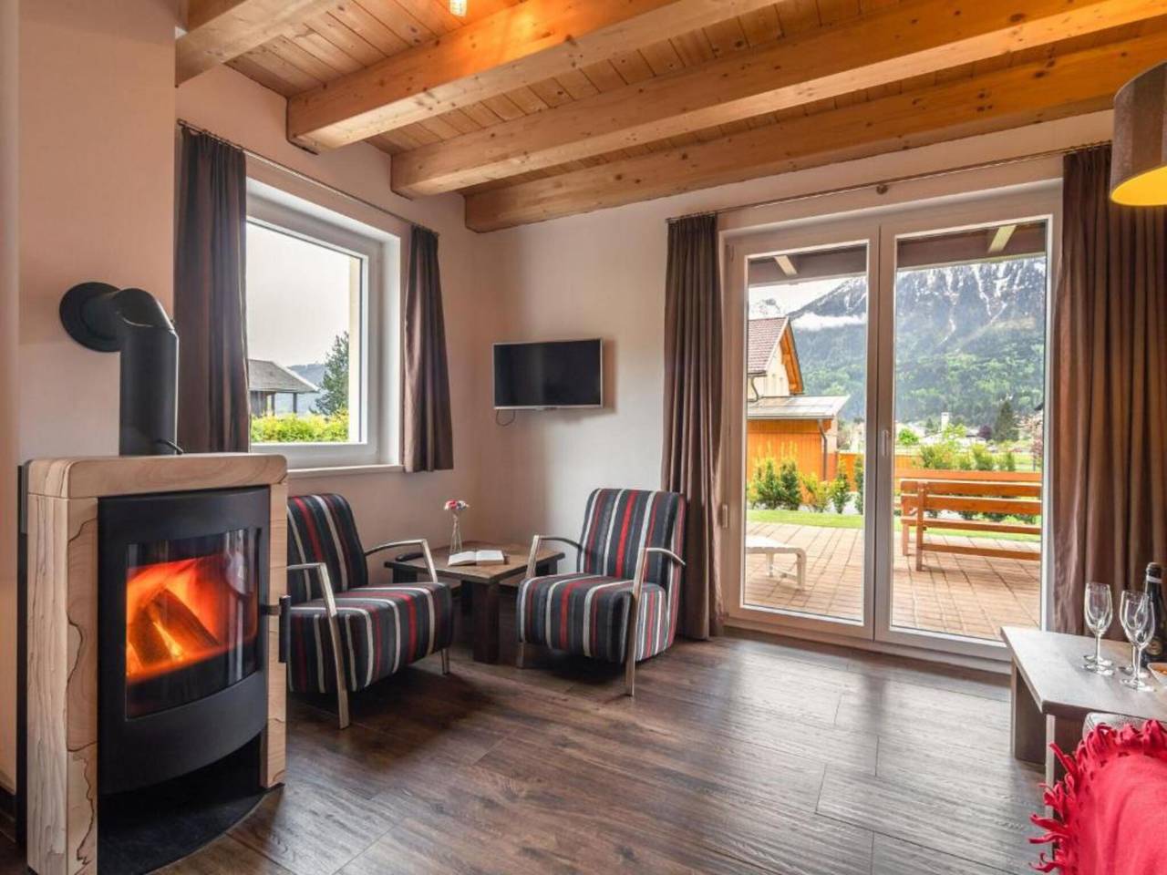 Modernes Chalet direkt an der Piste mit Garten in Gailtaler Alpen, Kötschach-Mauthen